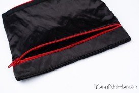 YariNoHanzo carry pouch for masks and gloves-1